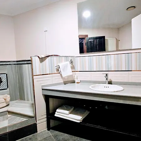 Otantik & Hotel Bursa