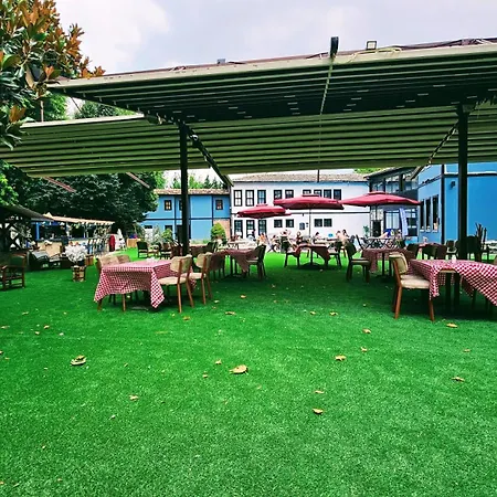 Otel Otantik & 4*