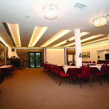Otel Otantik &